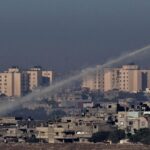 20121115_gaza_HAMAS_ROCKETS_2012-621x330