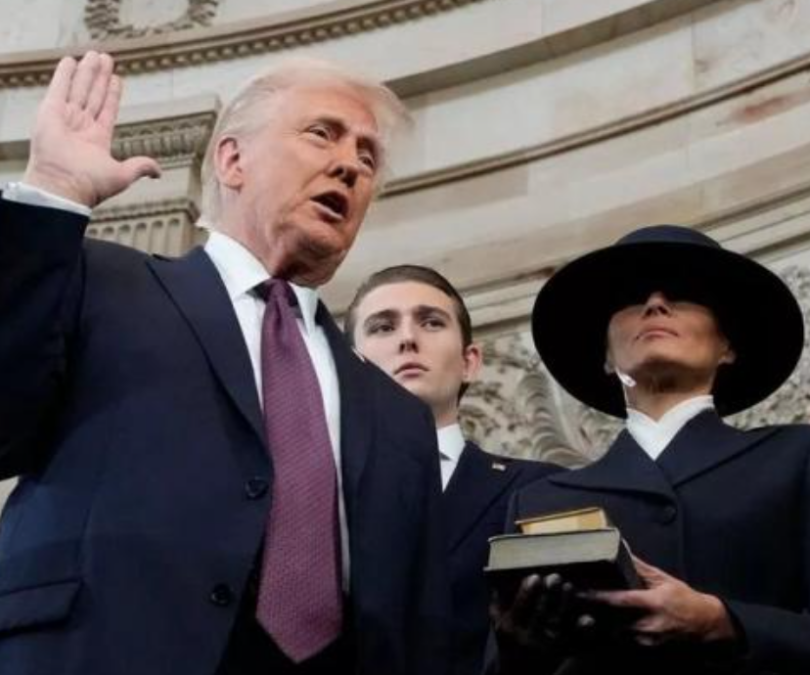 Trump oath but hand not on bible